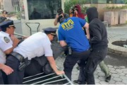 交换女人洛杉矶之后，纽约也乱了，超20人被捕